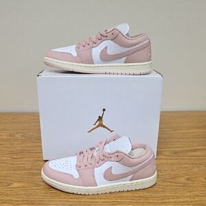 Air Jordan 1 Low White/Pink Oxford-Sail Women's Size 10 DC0774 162 New